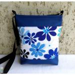 Kék virágos női táska